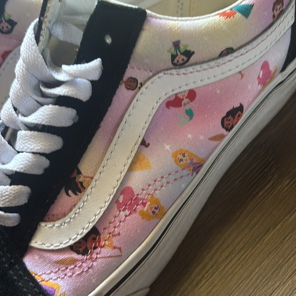 Disney100 VANS - Picture 4 of 9